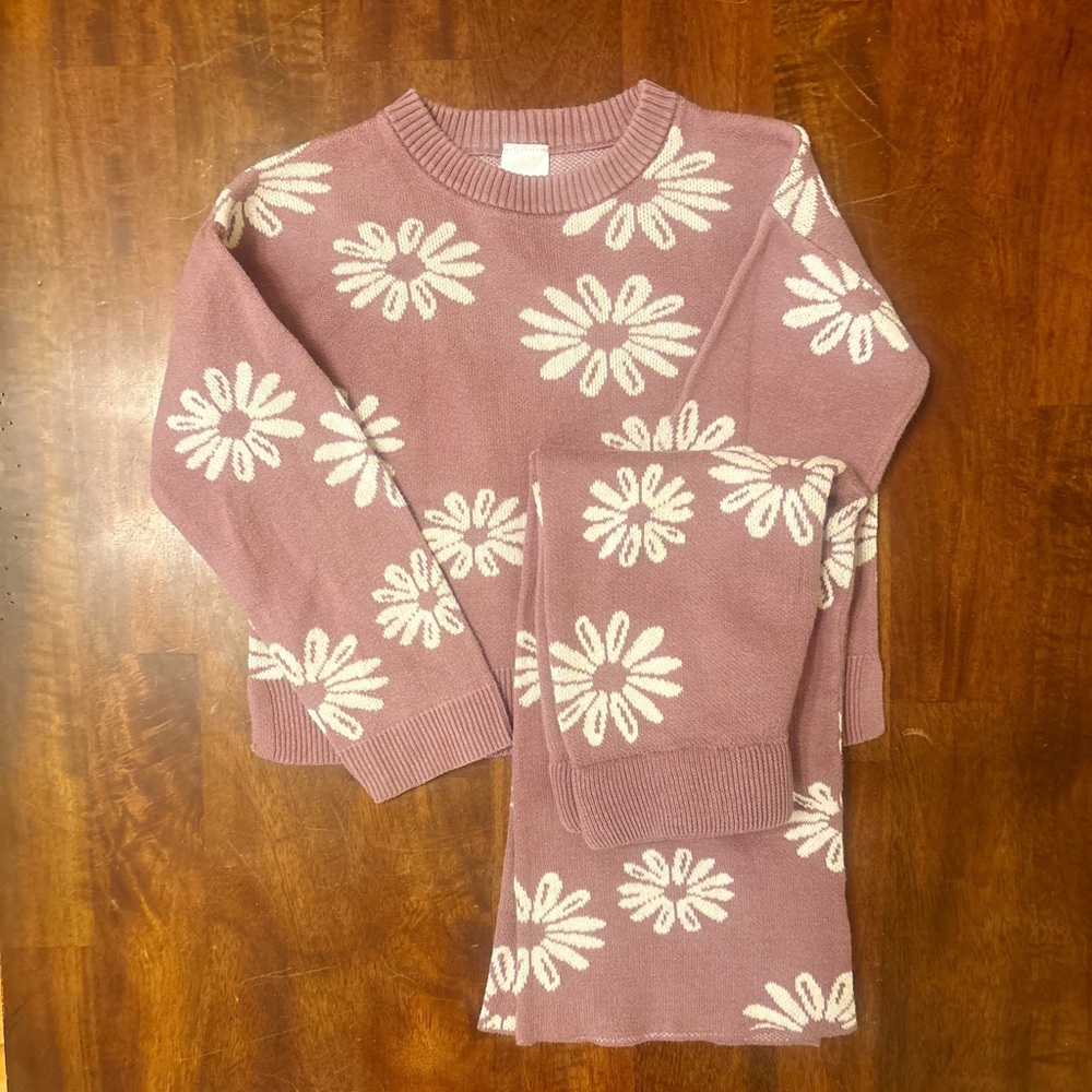 Girls 5T Matching Sweater Set